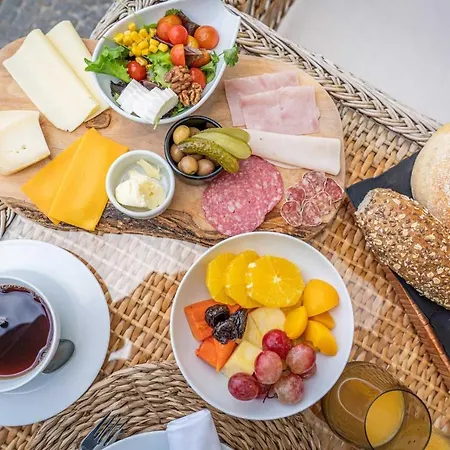 Quinta Da Saraiva * Câmara de Lobos