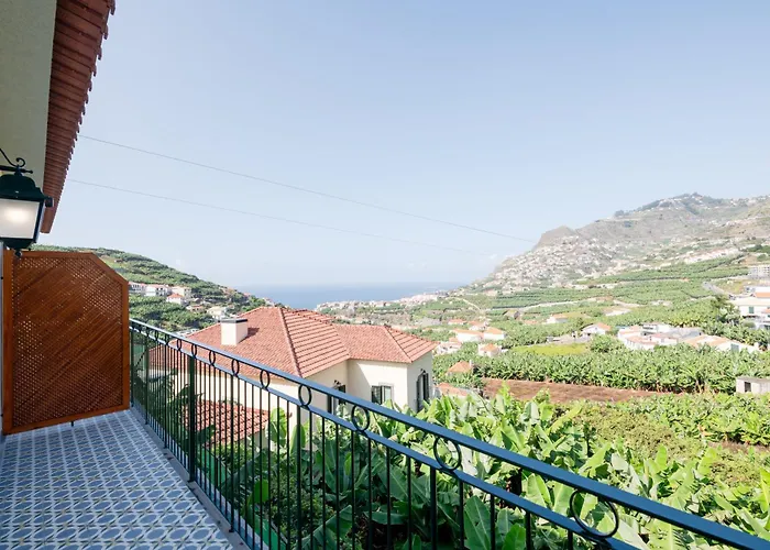 Quinta Da Saraiva Farm stay Camara de Lobos