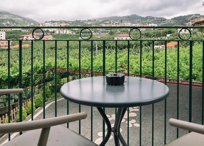 Quinta Da Saraiva Farm stay Camara de Lobos